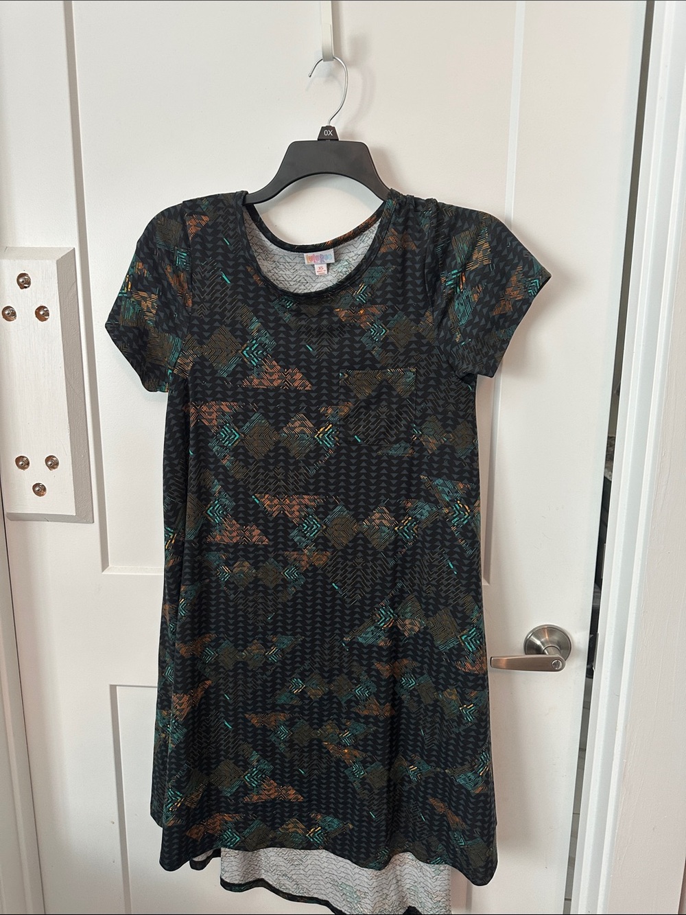 Women's Lularoe Carley  Patterned Short Sleeve Dress